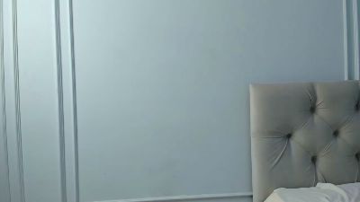 Lillian_Frazier live cam on Cam4