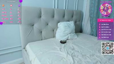 Lillian_Frazier live cam on Cam4