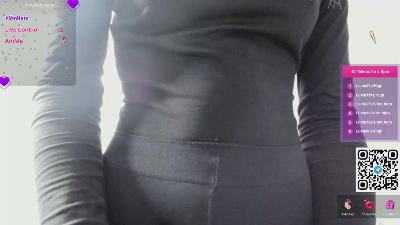 Lillian_Frazier live cam on Cam4