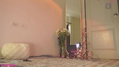 LilluCooper live cam on Cam4