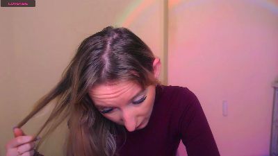 LillyBluee live cam on Cam4
