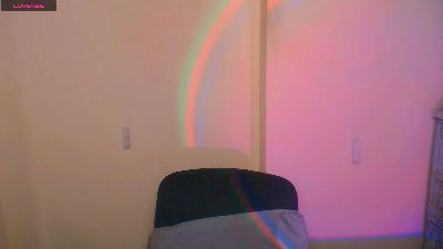 LillyBluee live cam on Cam4