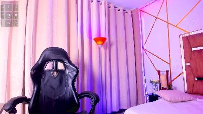 LillyCupcake live cam on Cam4
