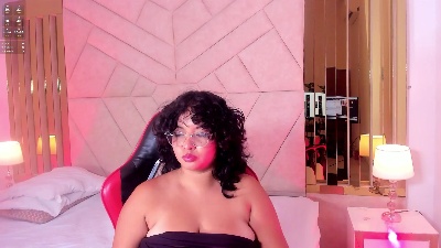 LillyCupcake live cam on Cam4
