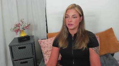 LillySensual live cam on Cam4