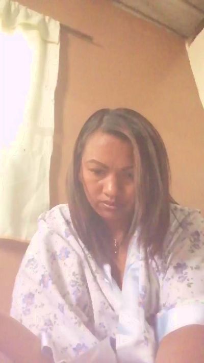 Lilly_cruz live cam on Cam4