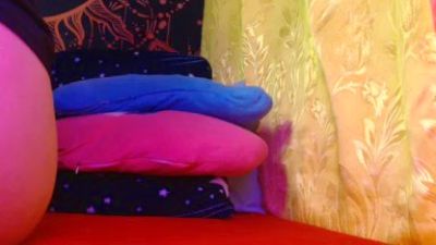 Lillyriley live cam on Cam4
