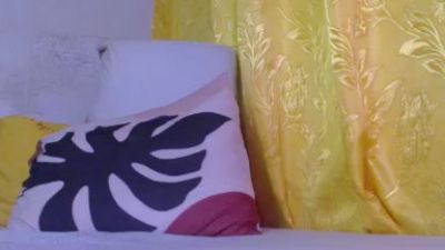 Lillyriley live cam on Cam4