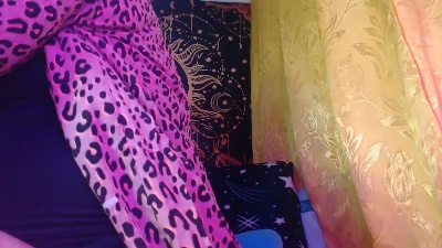 Lillyriley live cam on Cam4