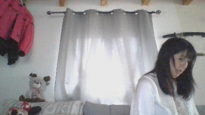 Lilou22 live cam on Cam4