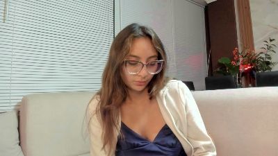 LilyGarcia live cam on Cam4