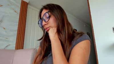 LilyGarcia live cam on Cam4