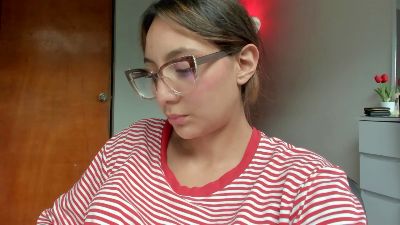 LilyGarcia live cam on Cam4