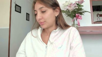 LilyGarcia live cam on Cam4