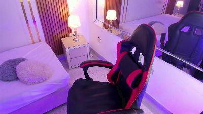 LilyHans live cam on Cam4