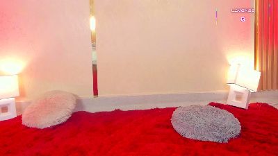 LilyHans live cam on Cam4