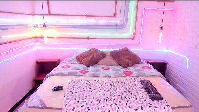 LilyKitty live cam on Cam4