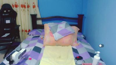 Lily_Benet1 live cam on Cam4