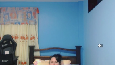 Lily_Benet1 live cam on Cam4