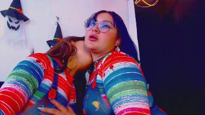 Lily_Foxxy live cam on Cam4