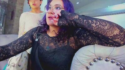 Lily_Foxxy live cam on Cam4