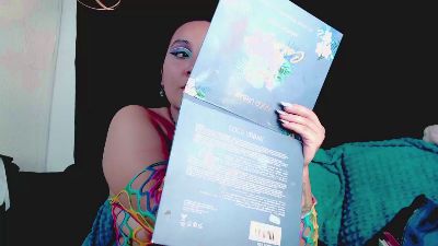 Lily_Foxxy live cam on Cam4