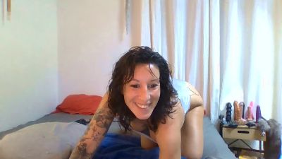 Lily_Lacoquine live cam on Cam4