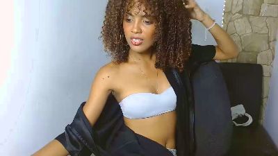 Lilycarson live cam on Cam4
