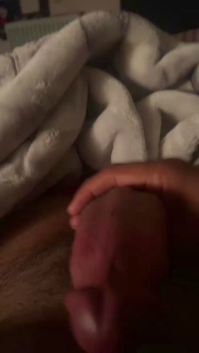 Lilzoo1912 live cam on Cam4