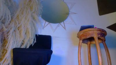 Lina_palace live cam on Cam4