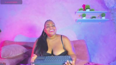 Lina_palace live cam on Cam4