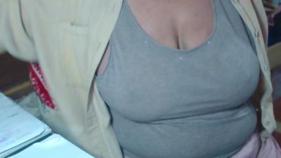 Linafucktits live cam on Cam4