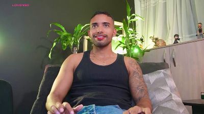 LincomAmith live cam on Cam4