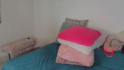 Linda599 live cam on Cam4