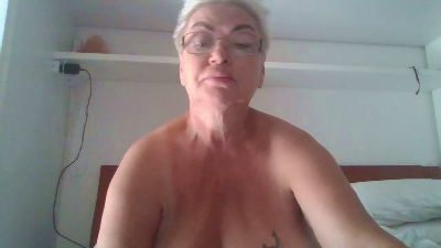 LindaL69 live cam on Cam4