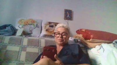 LindaL69 live cam on Cam4