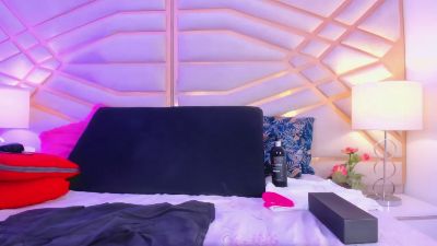Linda_Ebony live cam on Cam4
