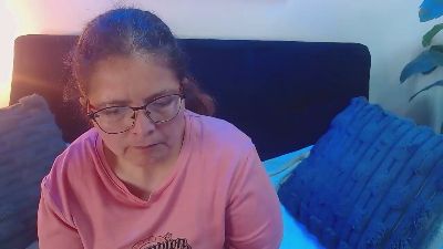 Linda_banks_ live cam on Cam4