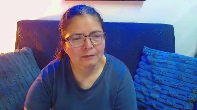 Linda_banks_ live cam on Cam4