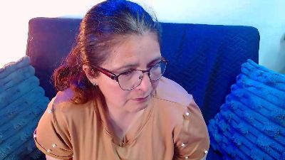 Linda_banks_ live cam on Cam4