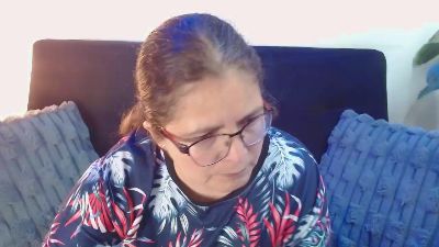 Linda_banks_ live cam on Cam4