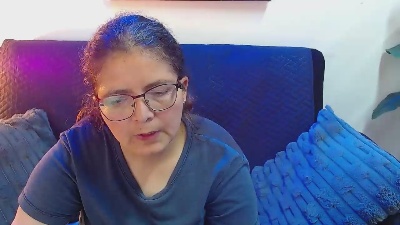 Linda_banks_ live cam on Cam4