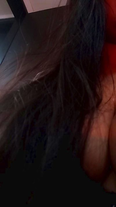Lindafox99 live cam on Cam4