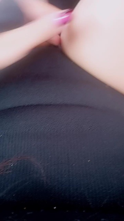 Lindafox99 live cam on Cam4