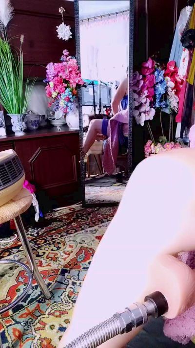 Lindaledi live cam on Cam4