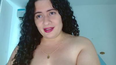 Lindarose95 live cam on Cam4