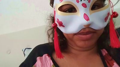 Lindinha_2 live cam on Cam4