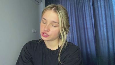LindseyWatah live cam on Cam4