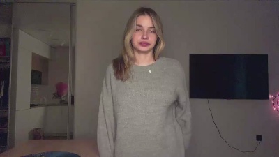 LindseyWatah live cam on Cam4