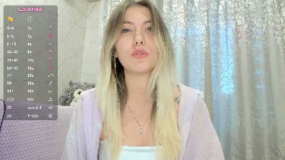 LindyBarthe live cam on Cam4